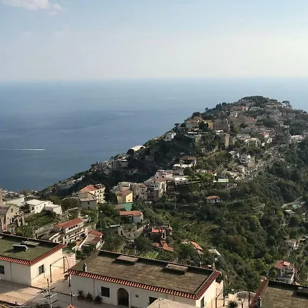 Hébergement de vacances House Joseph *